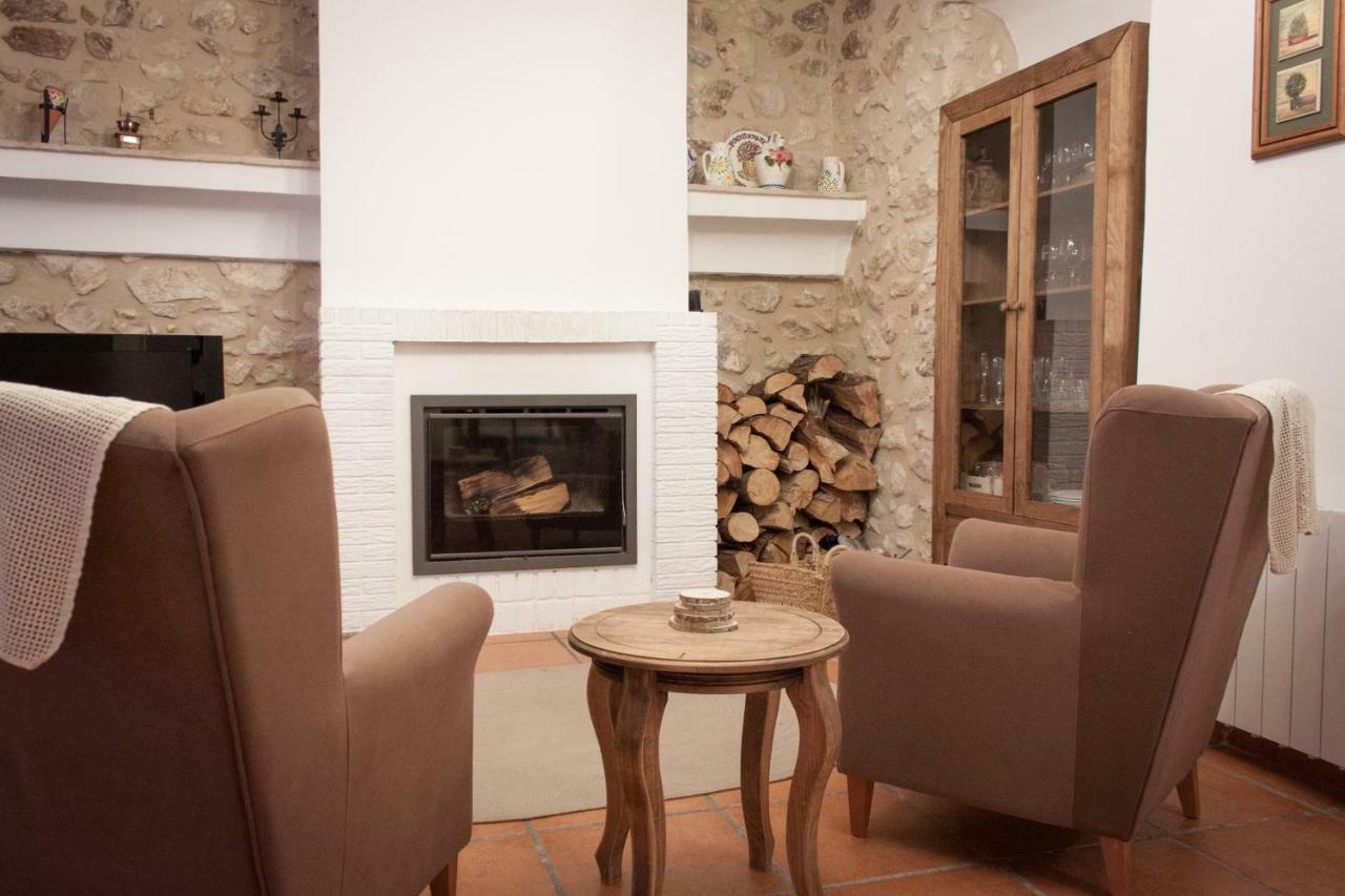 Casa Amparo - Alquiler Integro Con Encanto En Alicante Alcoleja Eksteriør billede